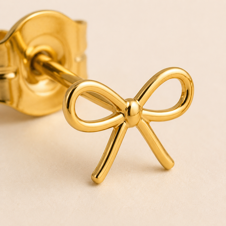 Fine Bow Studs