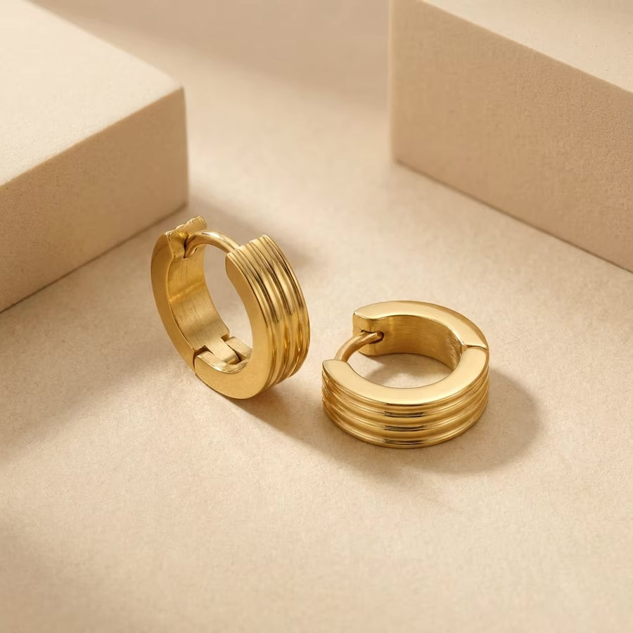 Ribbed Huggie Hoops